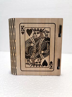 Кутия за карти за игра